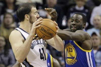 Μέμφις Γκρίζλις: Ας παίζει ο Κάρι… (video)