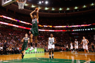 Μιλγουόκι Μπακς: Λατρεία για Αντετοκούμπο (video)