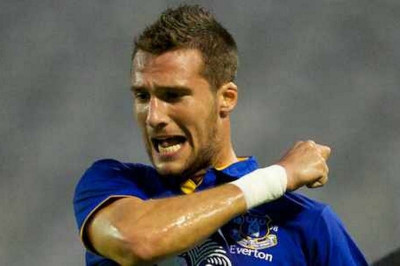 Μαρτίνεζ: «Πρέπει να… φύγει ο Βέλλιος»