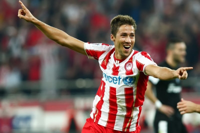 Ολυμπιακός: Ο Φουστέρ δείχνει το κοινωνικό του πρόσωπο