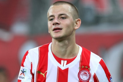 Βάις: «Επιστρέφω σύντομα»