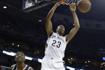 Νιου Ορλίνς Πέλικανς: Ασταμάτητος ο Ντέιβις (video)