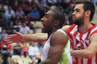 Γκρέιντζερ: «Τελικός με Ολυμπιακό»