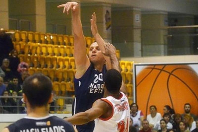 Αναντολού Εφές – Ολίν: «Διέλυσε» τον Ταπούτο ο Βασιλειάδης (photos)