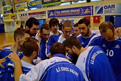 Νότιος Όμιλος: Τριάδα κορυφής