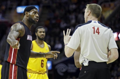 Μαϊάμι Χιτ: «Βασιλιάς» ο Τζέιμς στο Οχάιο (video)