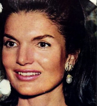 Οι γυμνές φωτογραφίες της Τζάκυ Ωνάση