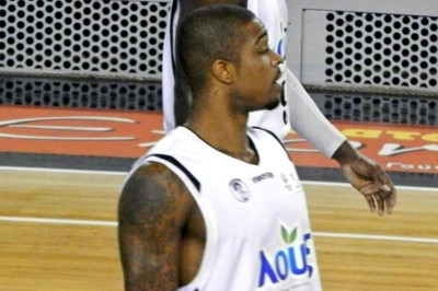 Τέιλορ: «Κλειδί η άμυνα»