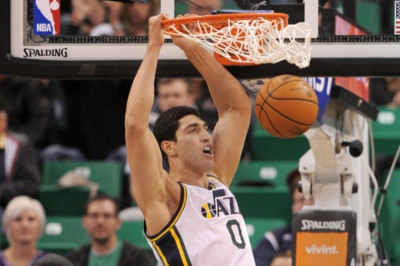 Γιούτα Τζαζ: Περιμένουν Καντέρ