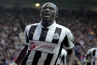 Ζωντανή με Σισοκό η Νιούκαστλ