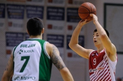 Ερυθρός Αστέρας: Οριστικά εκτός με Παναθηναϊκό ο Μίτροβιτς (photos)