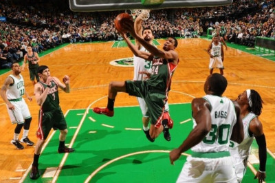 Μπόστον Σέλτικς: Πήραν εκδίκηση από Μπακς και Αντετοκούμπο (video)
