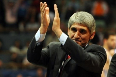 Κίνα: Παρακολουθεί διεθνείς ο Γιαννάκης