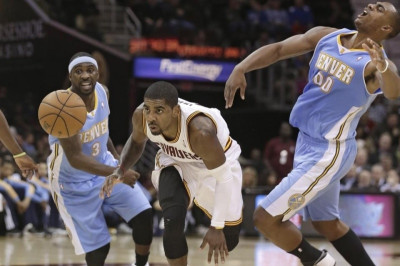 Κλίβελαντ Καβαλίερς: «Φρένο» στους Νάγκετς (video)