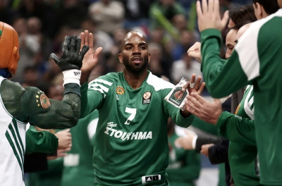 Παναθηναϊκός: Ο Κάρι είναι εδώ! (photos)