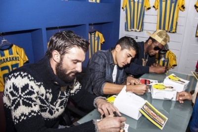 Παναιτωλικός: Στη μπουτίκ Γοδόι, Στεφανάκος, Άσκες