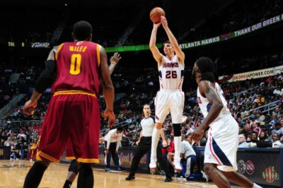 Ατλάντα Χοκς: Ρεκόρ τριπόντων για Κόρβερ (videos)