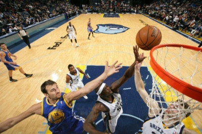 Γκόλντεν Στέιτ Ουόριορς: Χάλασαν τη βραδιά του Κουφού (video)