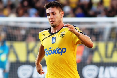 AEK: Πρόστιμο σε τρεις!