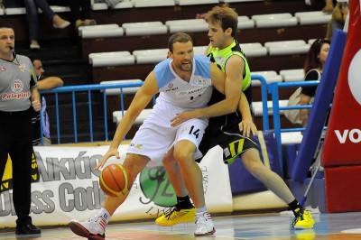 Μένει μόνο ο Νάτζφεϊ