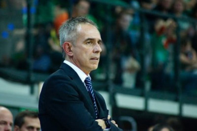 Κρέσπι: «Σπουδαία δουλειά ο Μπαρτζώκας»