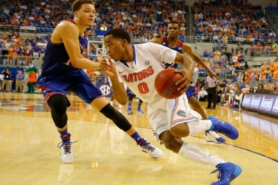 NCAA: Τρίτη ήττα για Κάνσας (videos)