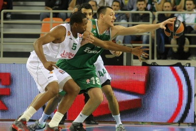 Μπράουν: «Δεν μπορείς να παραβλέψεις τίποτα κόντρα στον Παναθηναϊκό» (photos)