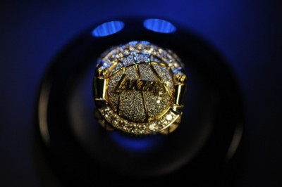 Κλοπή δαχτυλιδιών στους Λέικερς