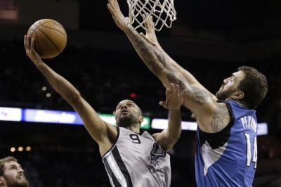 Σαν Αντόνιο Σπερς: Αγνόησαν «42άρι» του Λοβ (video)