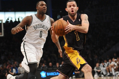 Λος Άντζελες Λέικερς: Κοντά σε επιστροφή ο Φάρμαρ