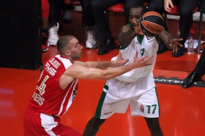 Εγιένγκα στο Onsports: «Σιγά μην φοβηθούμε τον Ολυμπιακό!» (audio+photos+videos)