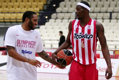 Ολυμπιακός: Χωρίς Πέτγουεϊ, Λο