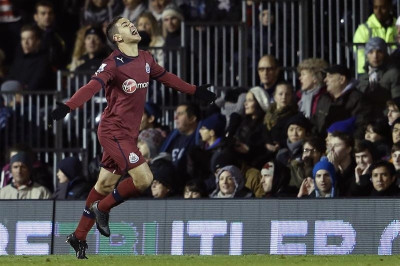 Μπεν Αρφά: «Δεν φεύγω από Νιούκαστλ»