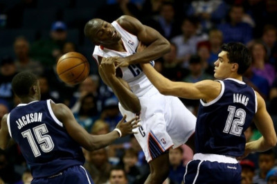 Οκλαχόμα Σίτι Θάντερ: Έχασαν τον Ουέστμπρουκ, επιβίωσαν στη Βόρεια Καρολίνα (video)