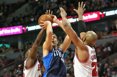 Ντάλας Μάβερικς: Βόλτα στο Σικάγο (video)