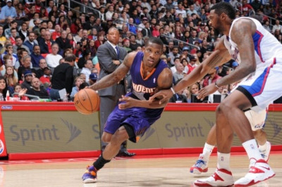 Φίνιξ Σανς: Συνέτριψαν τους Κλίπερς (video)