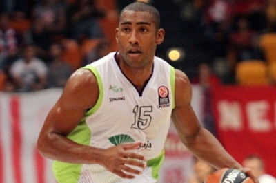 Γκρέιντζερ: «Από τα φαβορί ο Ολυμπιακός»