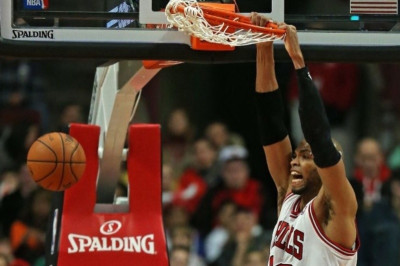 Σικάγο Μπουλς: Νίκη σε ματς απρόσμενων πρωταγωνιστών (video)