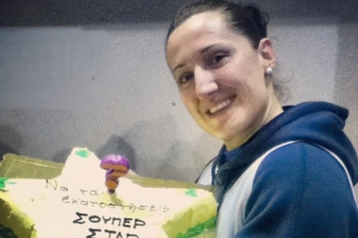 Παναθηναϊκός: Η... αστεράτη τούρτα της Καλέντζου (photo)