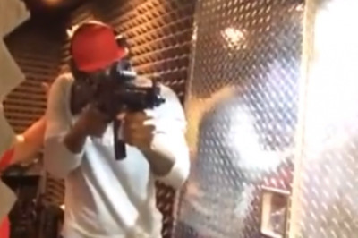 Μαϊάμι Χιτ: Κυκλοφορεί και οπλοφορεί ο Λεμπρόν (videos)