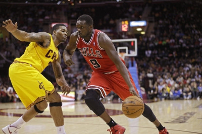 Σικάγο Μπουλς: Μελλοντικές αποζημιώσεις για Ντενγκ