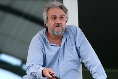 Super League: Πρόστιμο και απαγόρευση σε Κομπότη