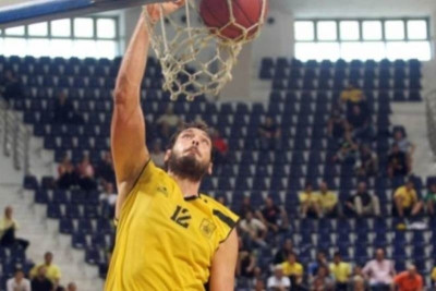 Άρης: Δεν παίζει ο Χαρίσης