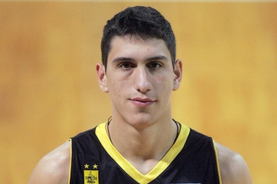 Λαρεντζάκης: «Θα πάρουμε τη θέση που μας αξίζει»