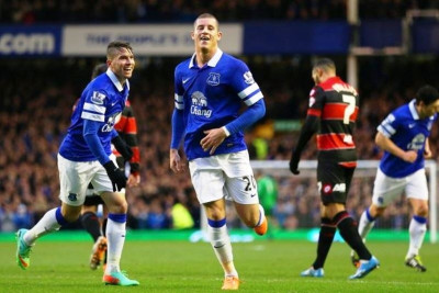 Έβερτον: Πλήγμα με Μπάρκλεϊ