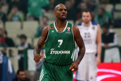 Κάρι: «Είμαστε 12… κομάντο»