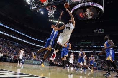 Γκόλντεν Στέιτ Ουόριορς: Αγνόησαν βραδιά Ντέιβις στη Νέα Ορλεάνη (video)