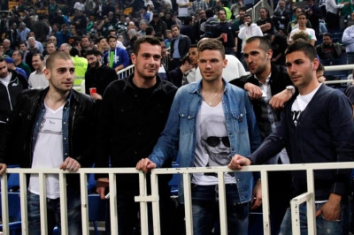 «Τρελάθηκαν» οι ποδοσφαιρικοί! (photos)