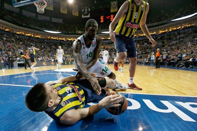 Φενέρ - Παναθηναϊκός 77-72: Κλοπή στην Πόλη (photos)