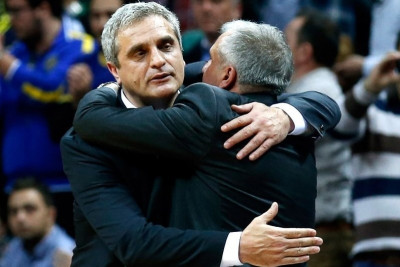 Παναθηναϊκός: Οι αγκαλιές «Ζοτς» με Πεδουλάκη, Φώτση και Διαμαντίδη (photos)